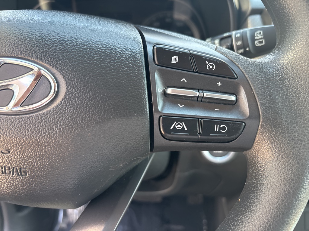 2023 Hyundai Kona SEL photo 21