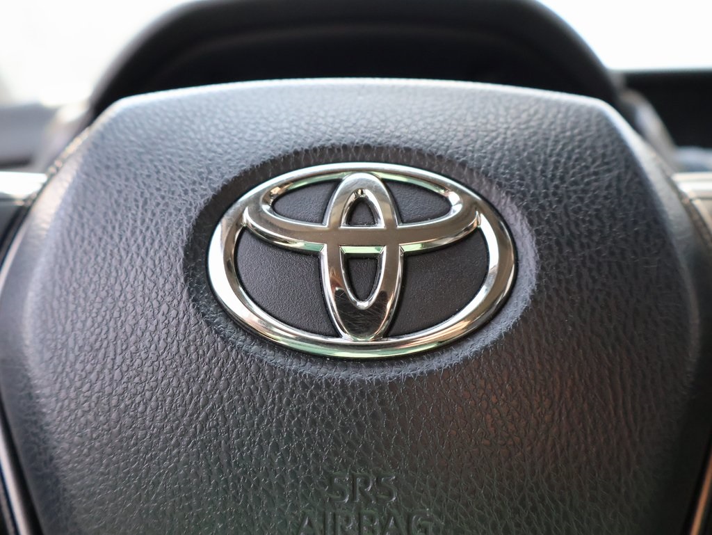 2022 Toyota Camry SE photo 24