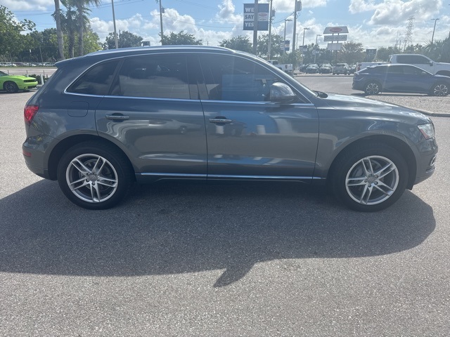 2017 Audi Q5 2.0T Premium Plus photo 2