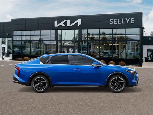 2025 Kia K4 GT-Line photo 5