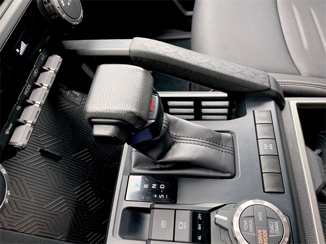 2024 Toyota Tacoma TRD Off-Road photo 10