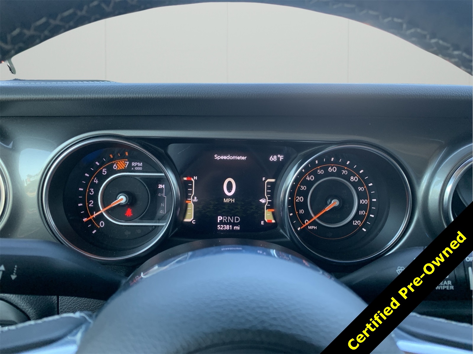 2021 Jeep Wrangler Unlimited Sahara photo 14