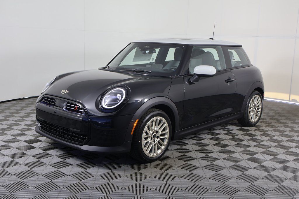 2026 MINI Hardtop 2 Door S's photo