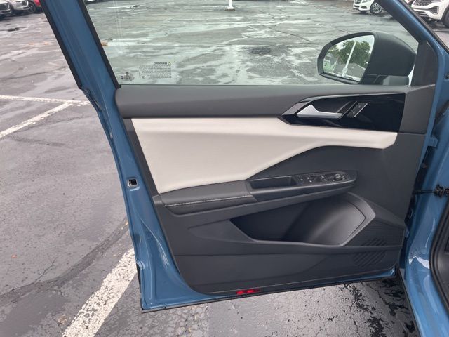 2025 Volkswagen Taos S photo 11