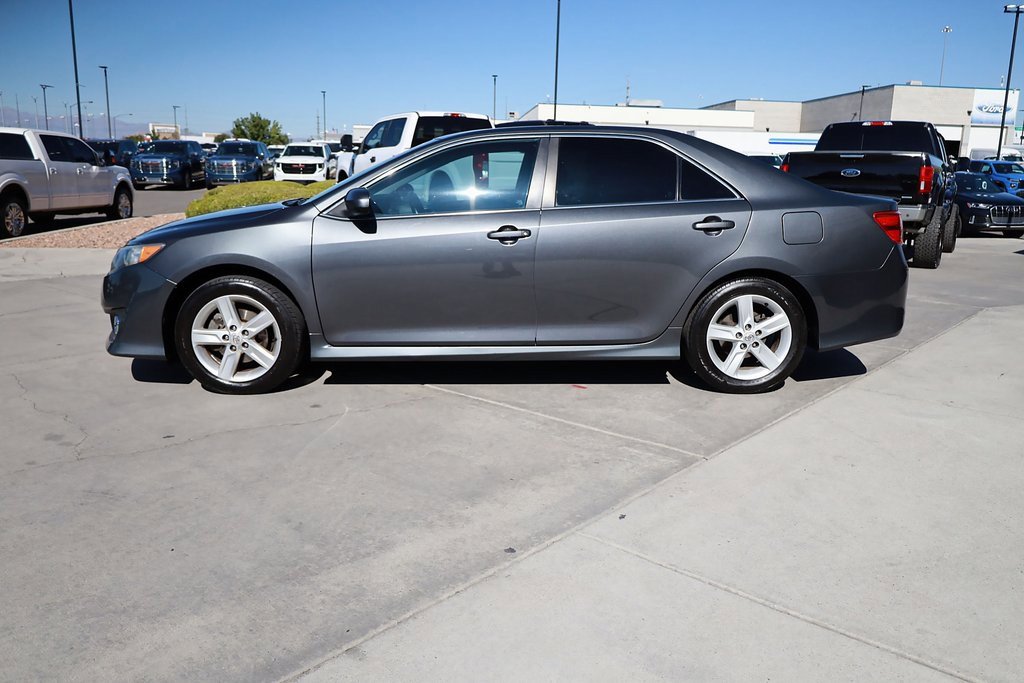 2012 Toyota Camry L photo 3