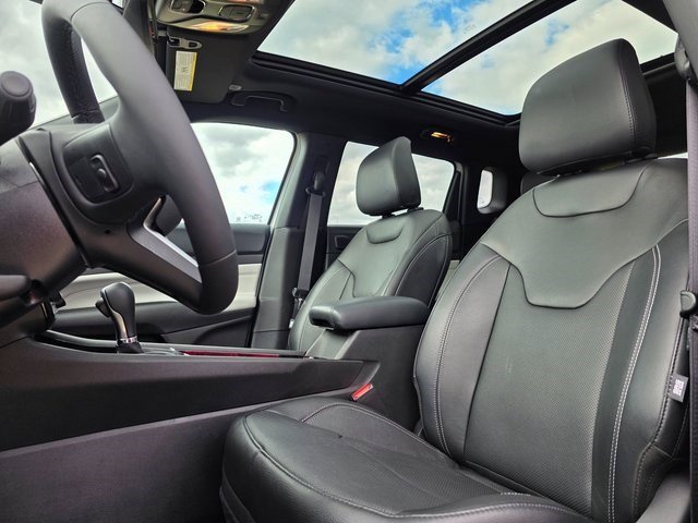 2025 Jeep Compass Limited photo 23