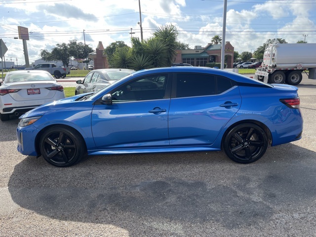 2024 Nissan Sentra SR photo 3