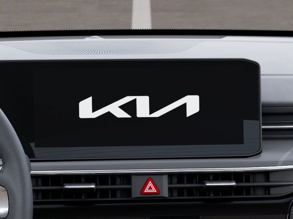2025 Kia K5 GT-Line photo 18