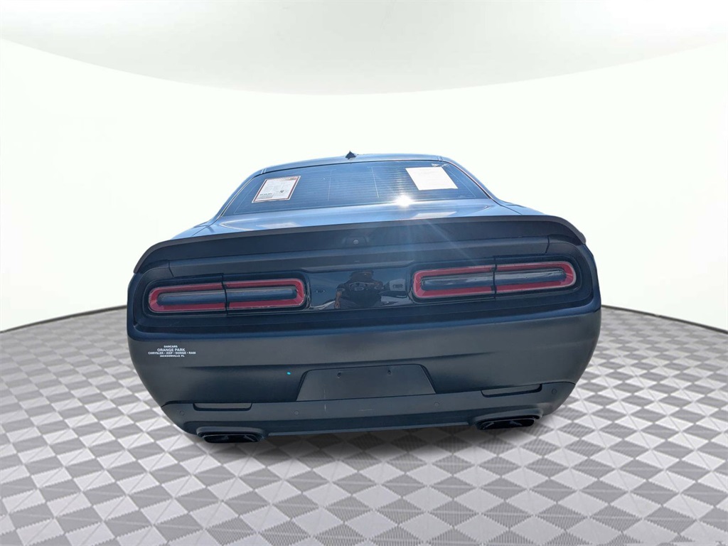 2023 Dodge Challenger SRT8 Hellcat Redeye photo 4