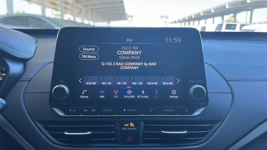 2020 Nissan Altima 2.5 SR photo 8