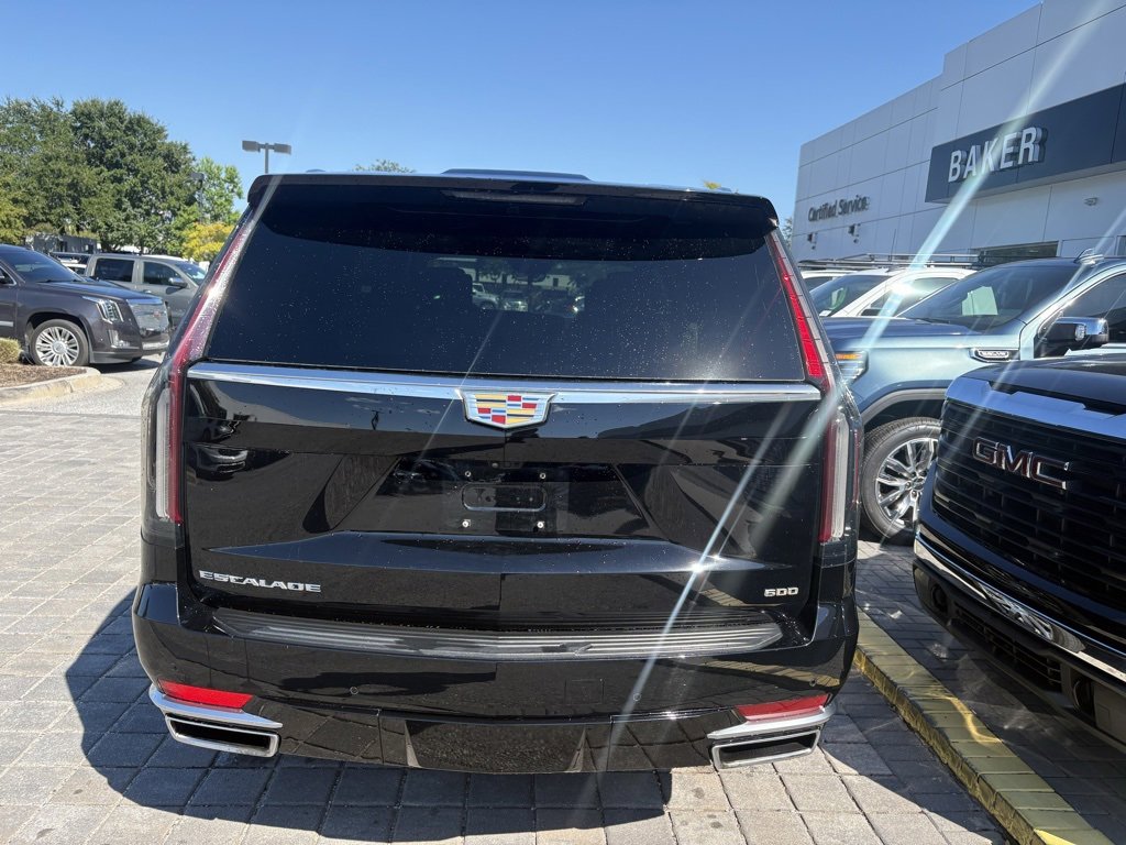 2024 Cadillac Escalade ESV Premium Luxury Platinum photo 2