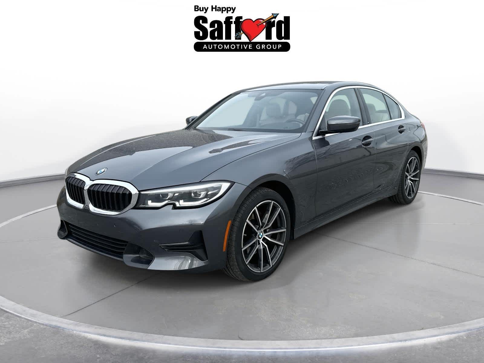 2021 BMW 3 Series 330i's photo