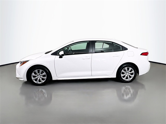 2024 Toyota Corolla LE photo 4