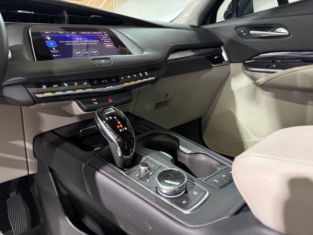 2022 Cadillac XT4 Luxury photo 14