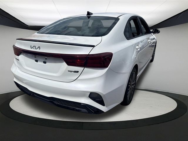 2022 Kia Forte GT-Line photo 7