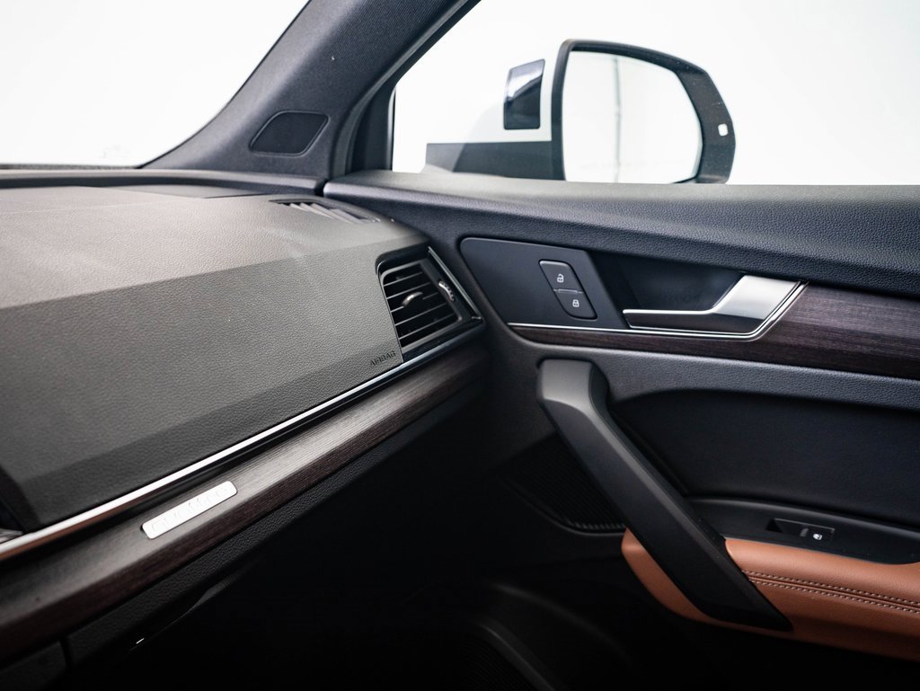 2022 Audi Q5 45 S line Premium photo 33
