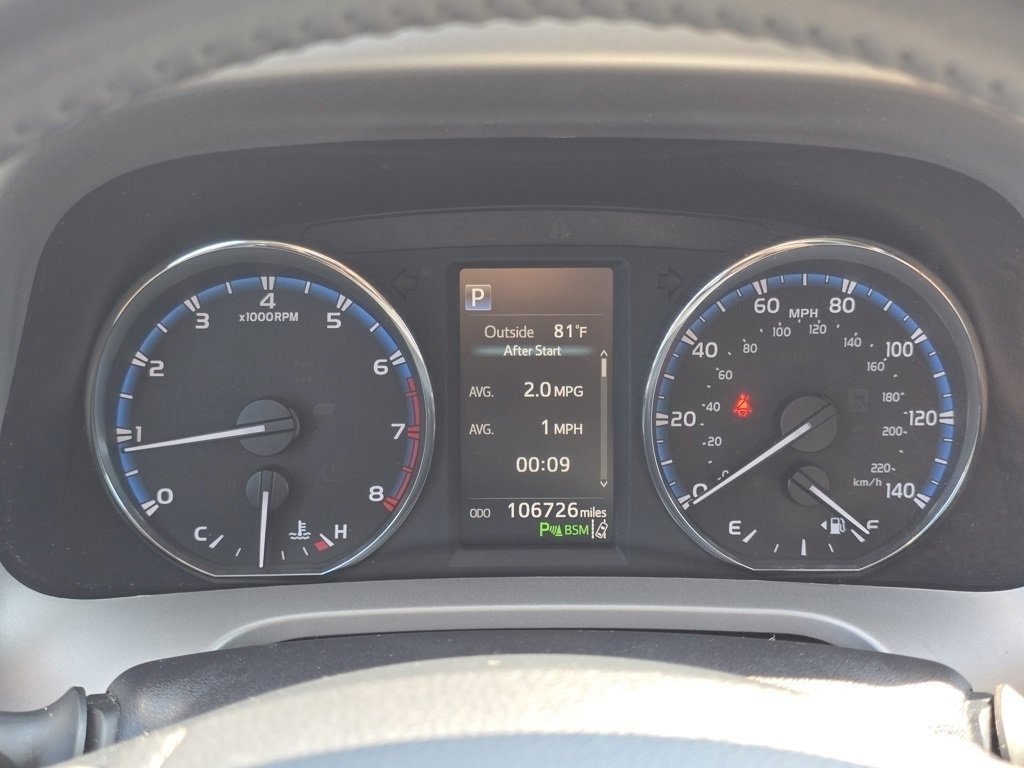2017 Toyota RAV4 Limited photo 33