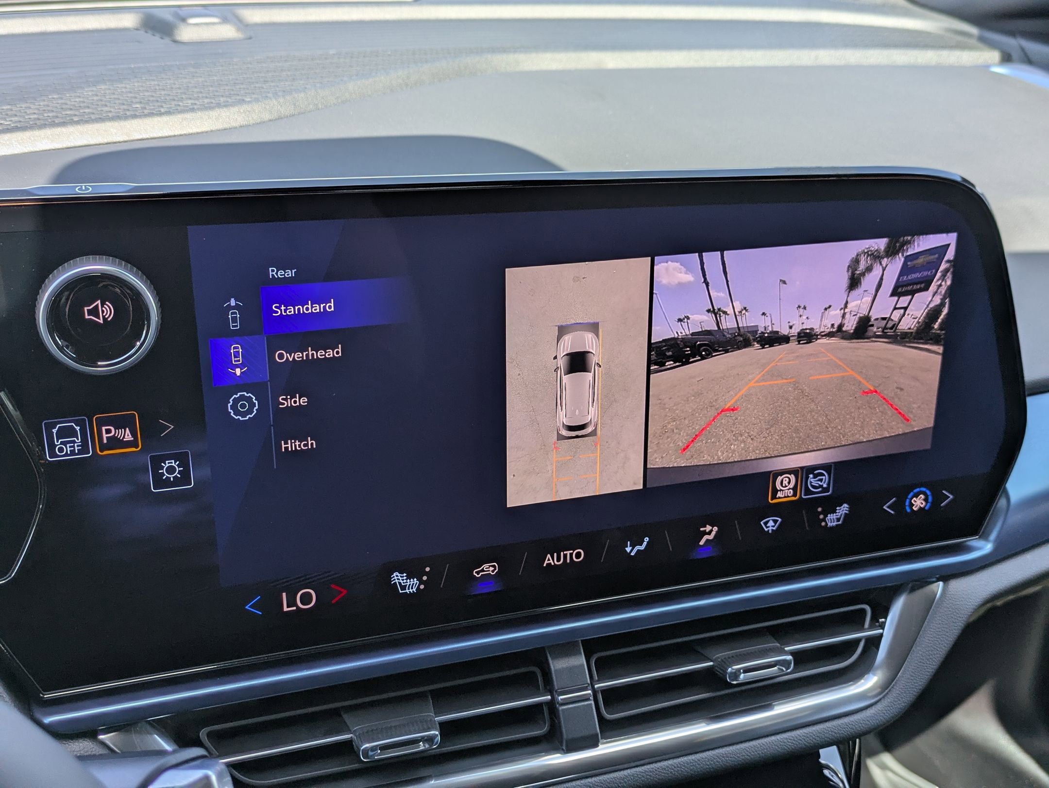2026 Chevrolet Equinox LT photo 14
