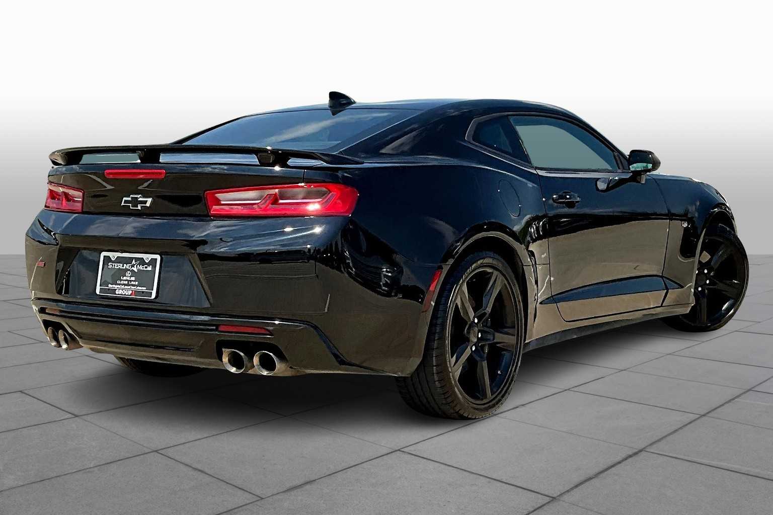 2017 Chevrolet Camaro 1SS photo 10
