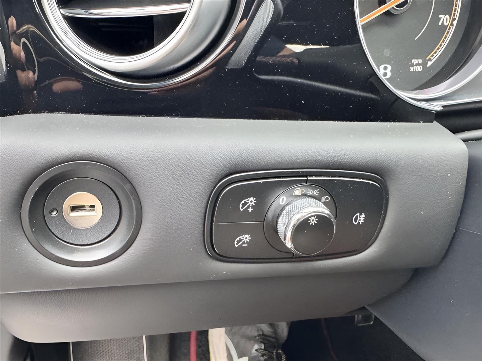 2018 Bentley Flying Spur V8 S photo 55