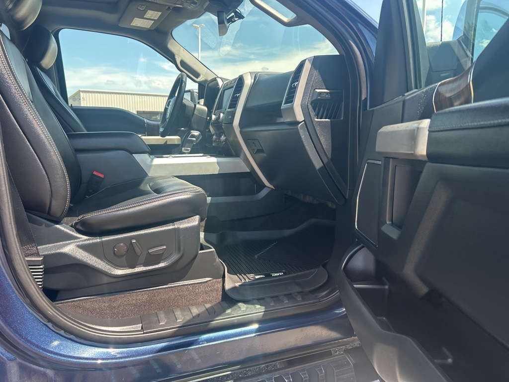 2020 Ford F-150 Lariat photo 18