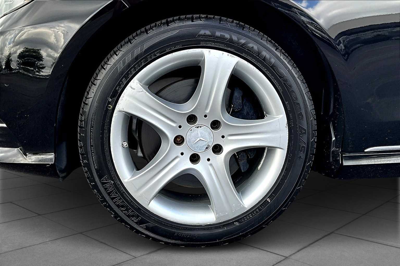 2016 Mercedes Benz E 350 photo 9