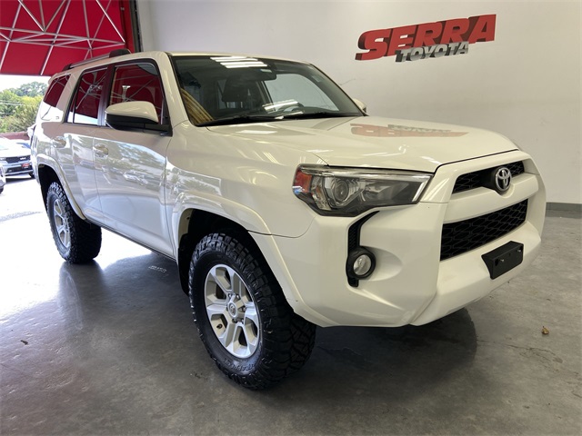 2019 Toyota 4Runner SR5 4WD photo 5