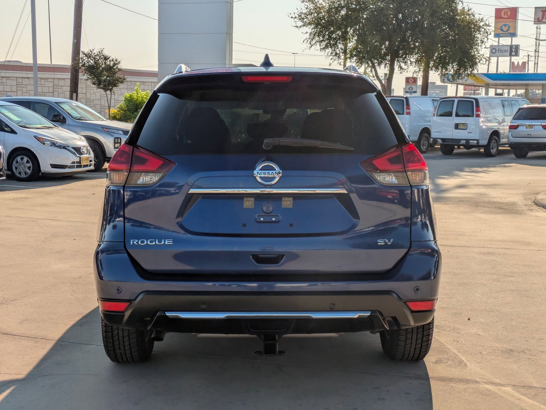 2020 Nissan Rogue SV photo 6