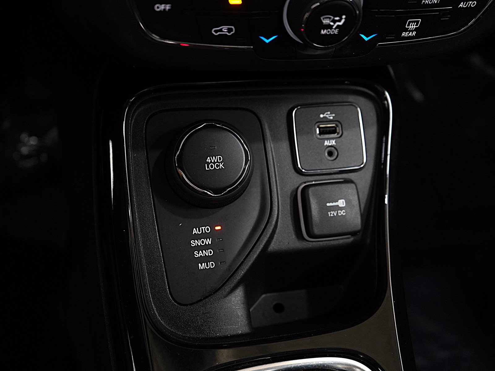 2018 Jeep Compass Limited photo 18