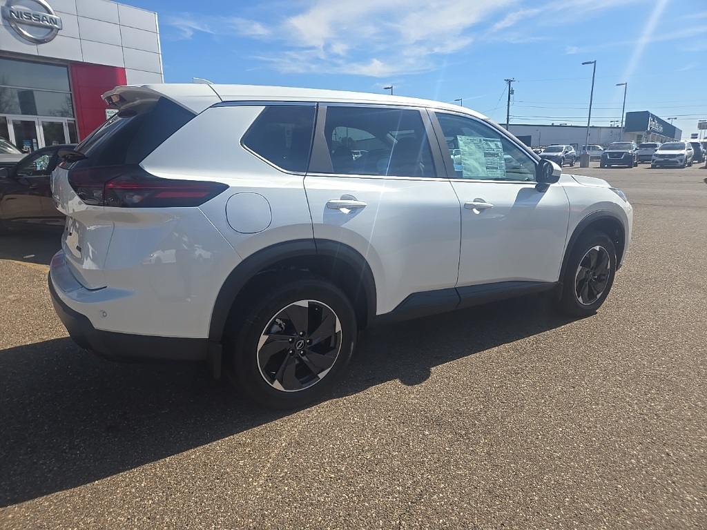 2026 Nissan Rogue SV photo 6