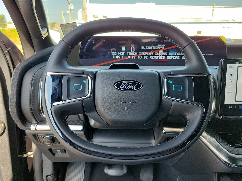 2025 Ford Expedition Platinum photo 18