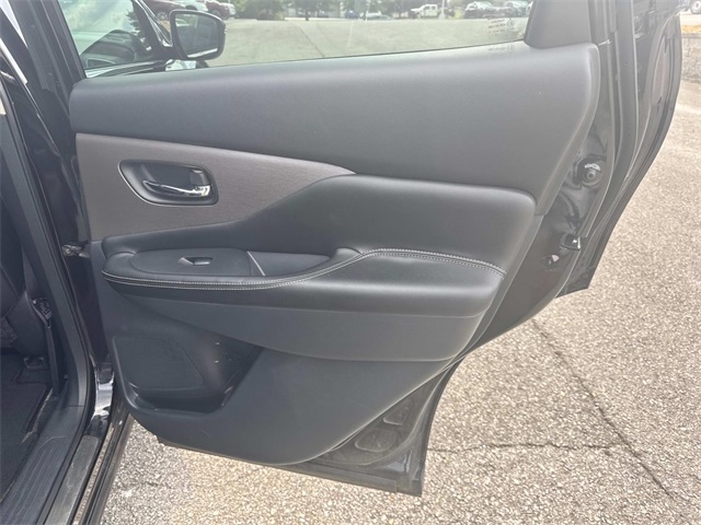2023 Nissan Murano SV photo 21