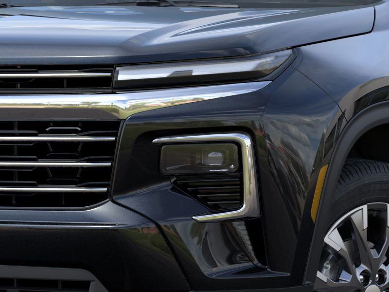 2025 Chevrolet Traverse photo 10