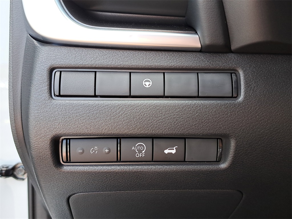 2026 Nissan Rogue SV photo 22
