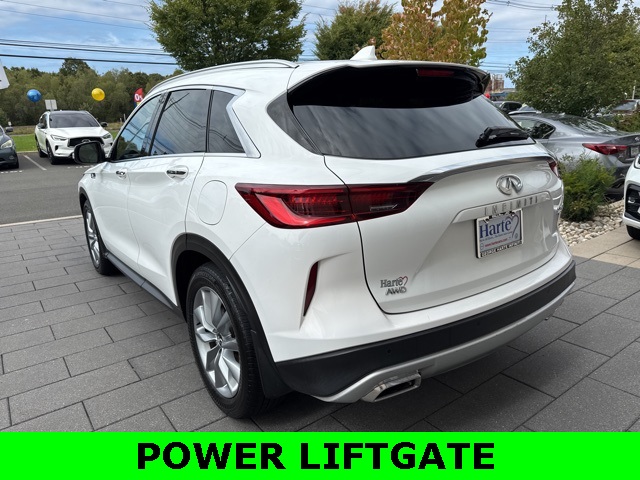 2022 Infiniti QX50 Luxe photo 5