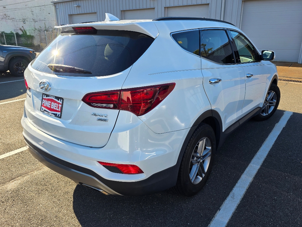 2017 Hyundai Santa Fe Sport Base photo 2