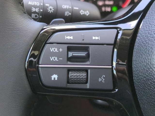2025 Honda Pilot Touring photo 23