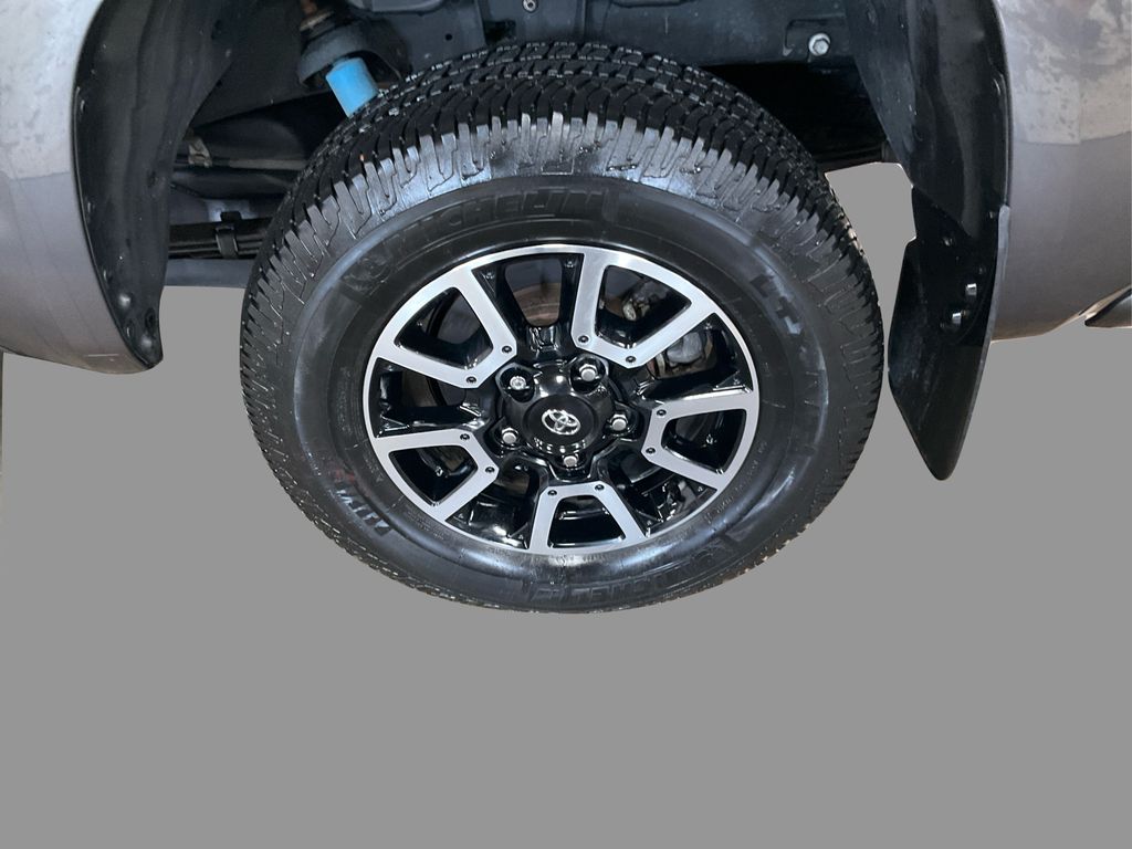 2021 Toyota Tundra Limited Grade photo 24