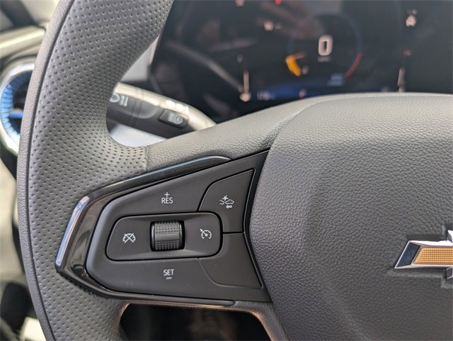 2025 Chevrolet Trax LT photo 13