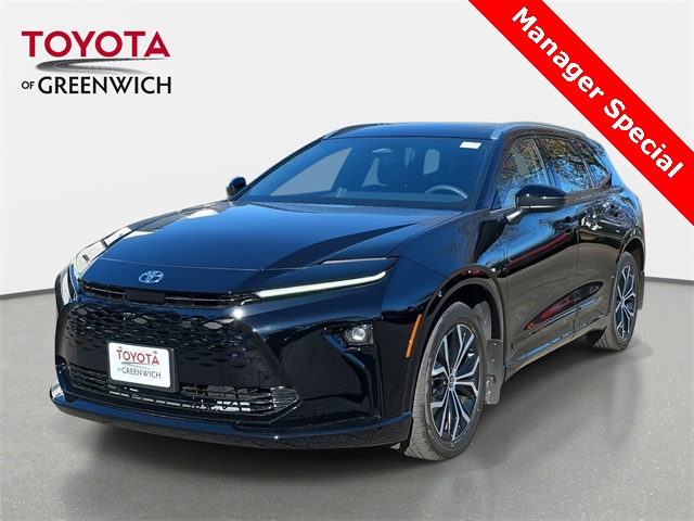 2025 Toyota Crown Signia XLE's photo