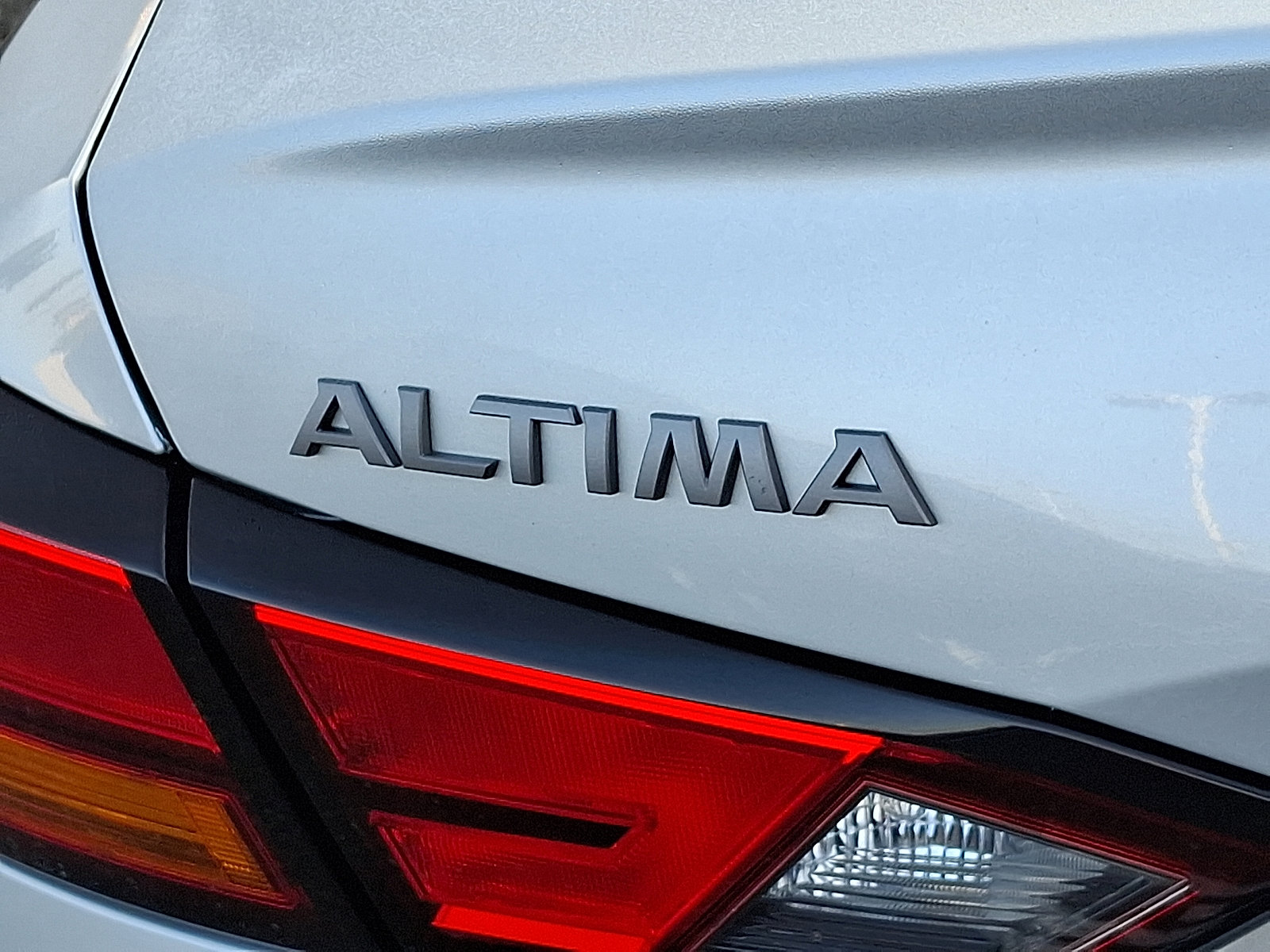 2024 Nissan Altima 2.5 SR photo 22