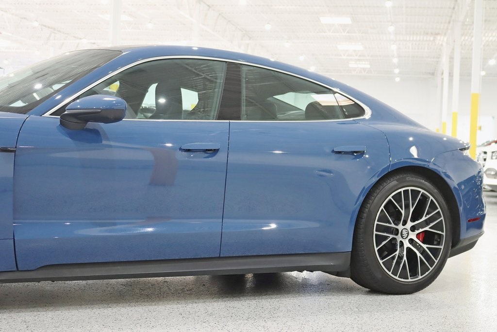 2021 Porsche Taycan 4S photo 3
