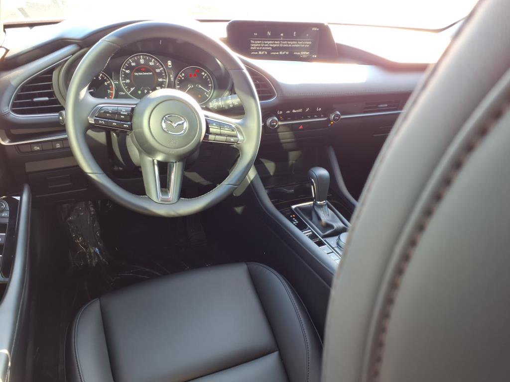 2025 Mazda Mazda3 2.5 Select Sport photo 3