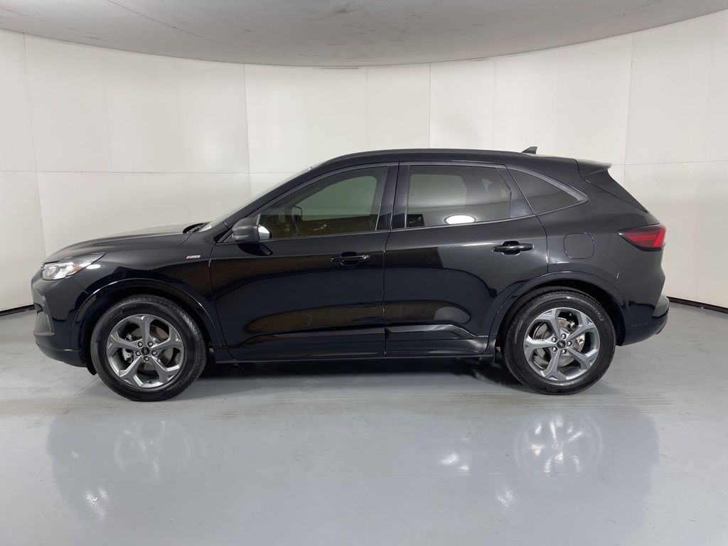 2024 Ford Escape ST-Line photo 6