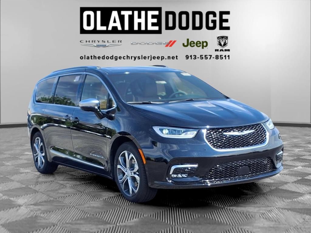 2026 Chrysler Pacifica Pinnacle photo 30
