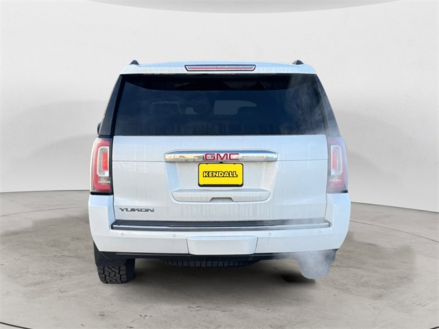 2016 Gmc Yukon Denali photo 3