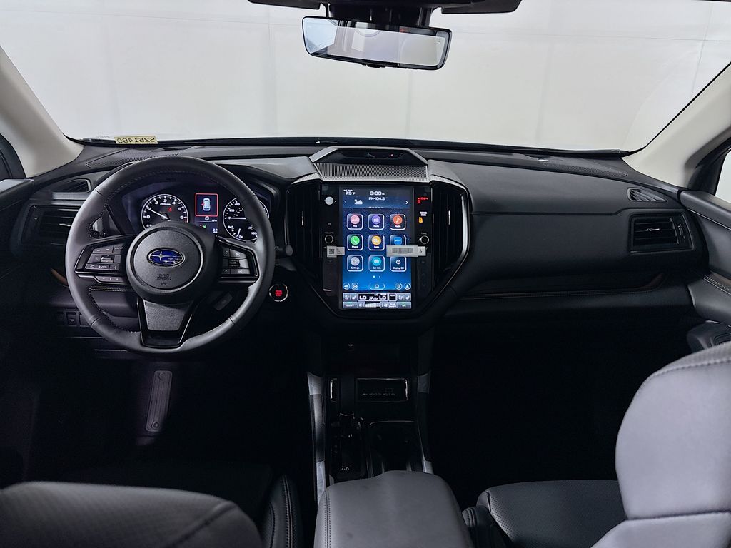 2025 Subaru Ascent Onyx Edition Touring photo 12
