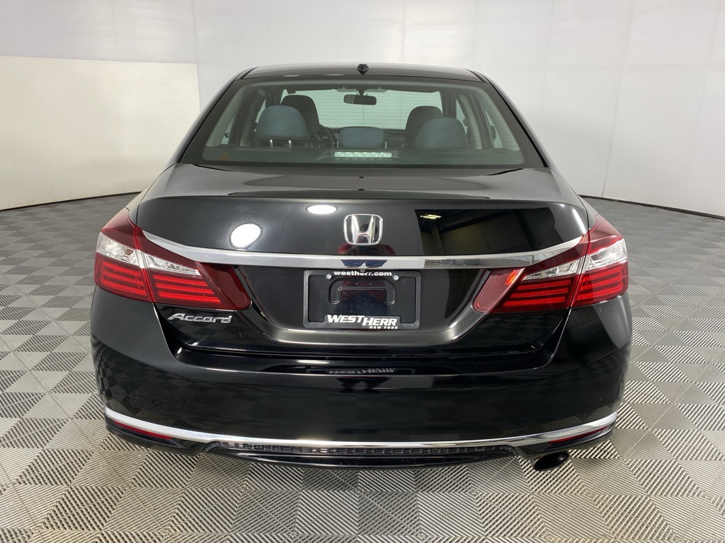 2017 Honda Accord EX photo 7
