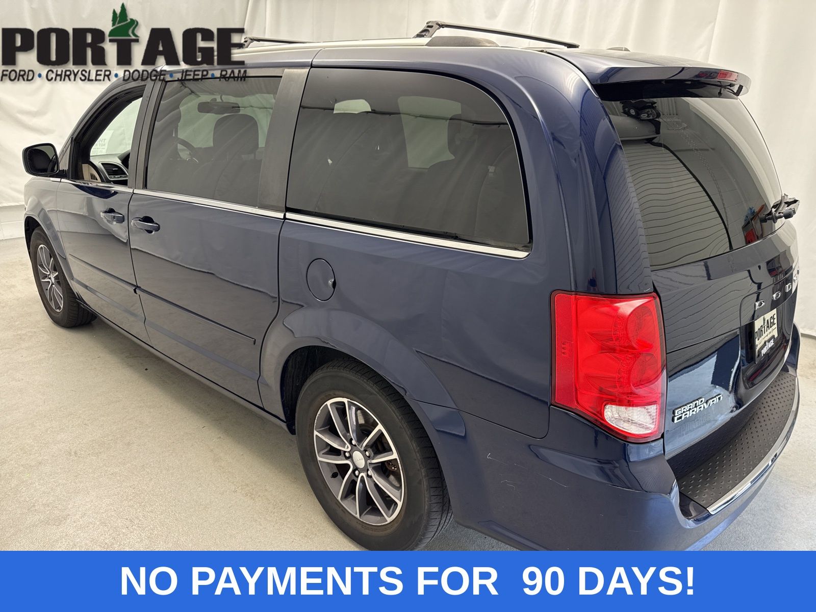 2017 Dodge Grand Caravan SXT photo 4