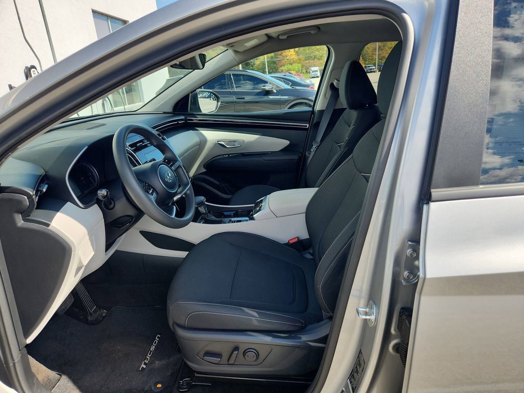 2022 Hyundai Tucson SEL photo 8
